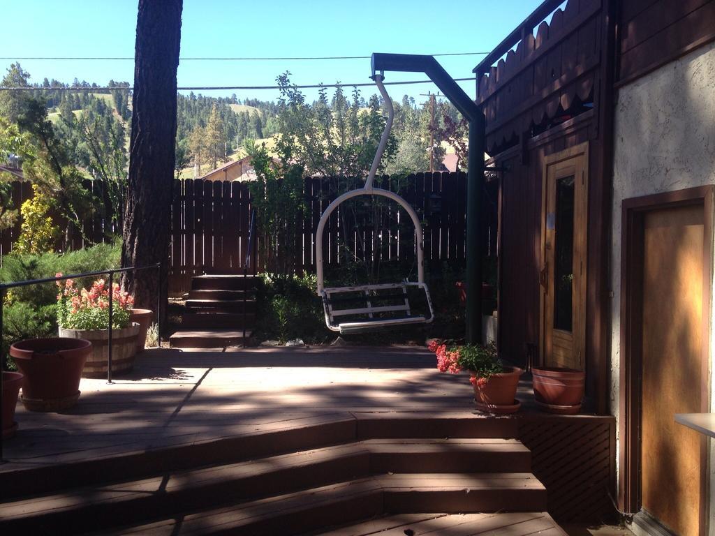 Switzerland Haus Bed And Breakfast Inn Big Bear Lake Esterno foto