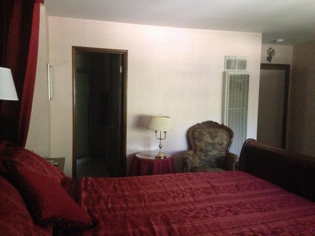 Switzerland Haus Bed And Breakfast Inn Big Bear Lake Camera foto